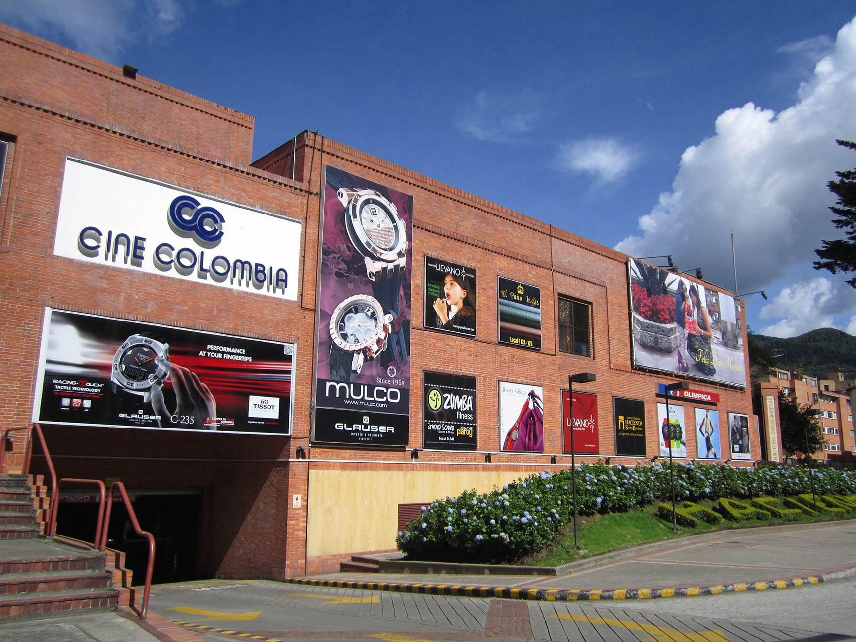 Hacienda Santa Bárbara Mall